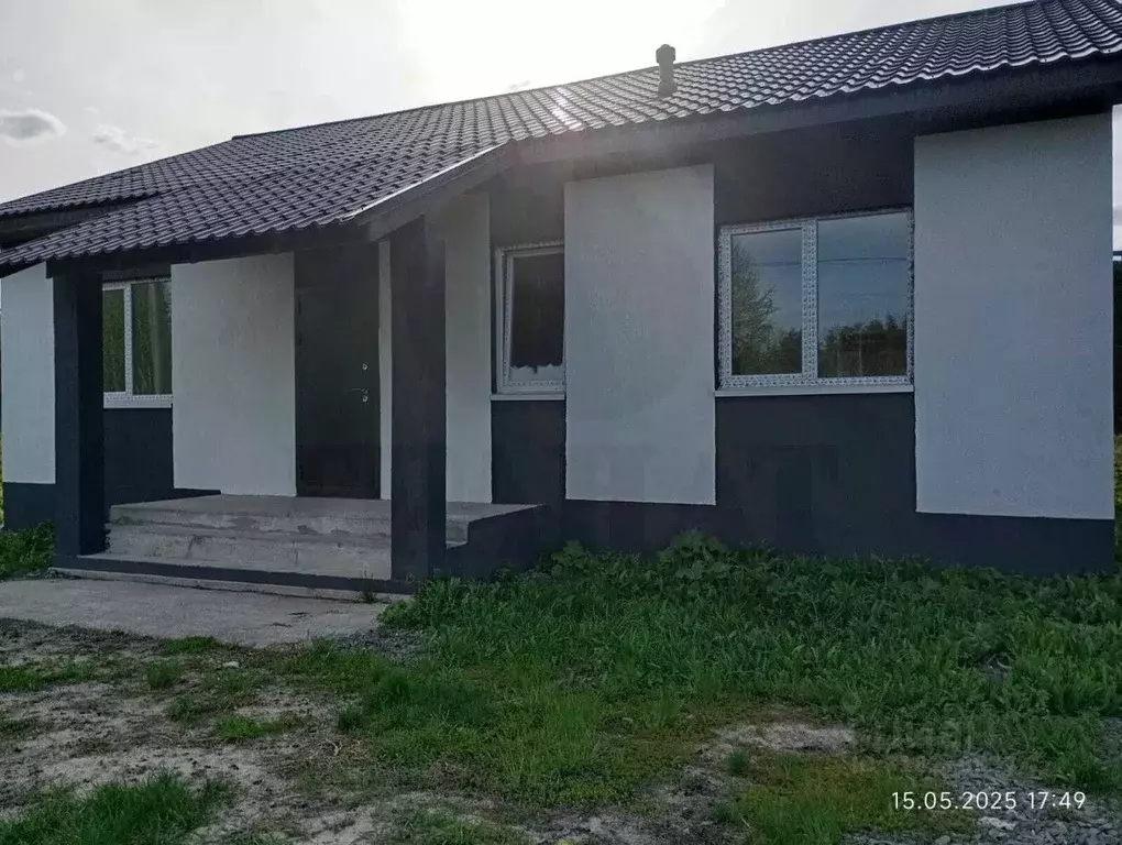 Дом в Свердловская область, Белоярский муниципальный округ, д. ... - Фото 1