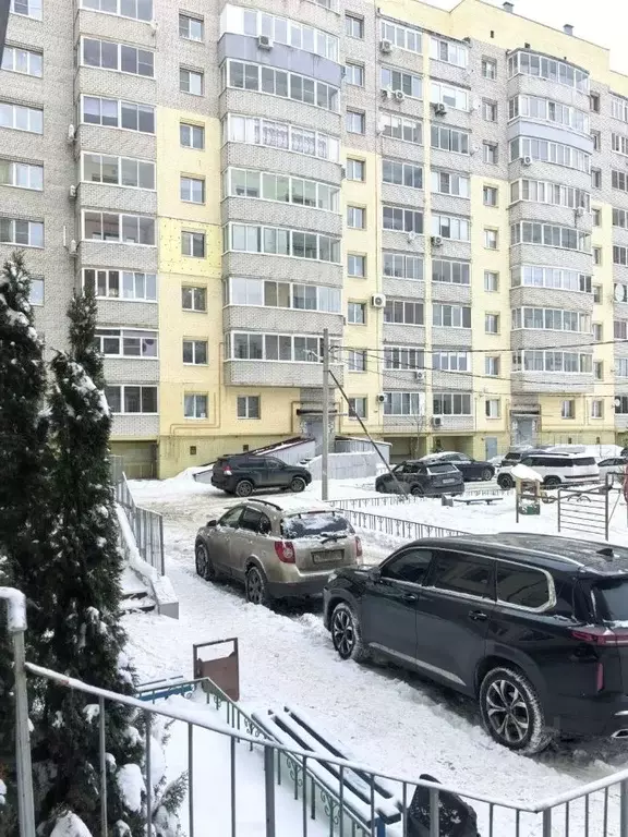 3-к кв. Ярославская область, Ярославль ул. Ньютона, 9 (70.0 м) - Фото 1