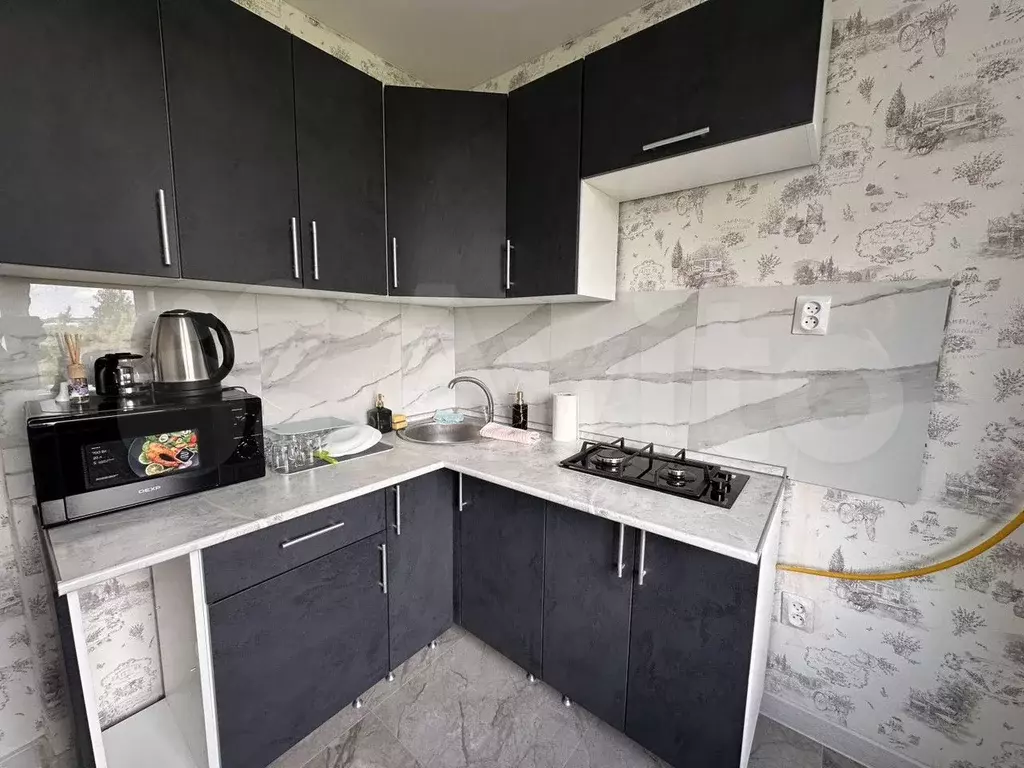 2-к. квартира, 52 м, 4/9 эт. - Фото 0