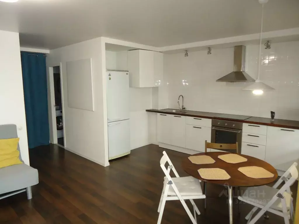 1-к кв. Свердловская область, Екатеринбург ул. Победы, 31 (36.0 м) - Фото 2