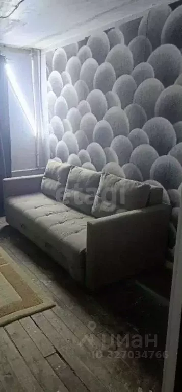 Комната Тюменская область, Тюмень ул. Олега Антонова, 4 (10.0 м) - Фото 1