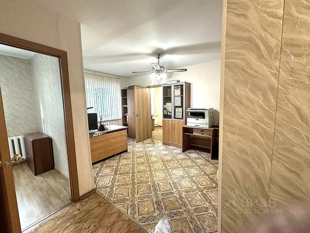 Офис в Ленинградская область, Тихвин 1-й мкр, 14 (56 м) - Фото 2