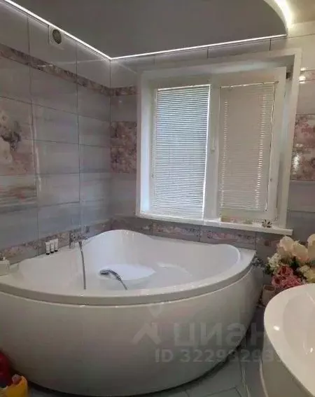 3-к кв. Новосибирская область, Новосибирск Академгородок мкр, ул. ... - Фото 2