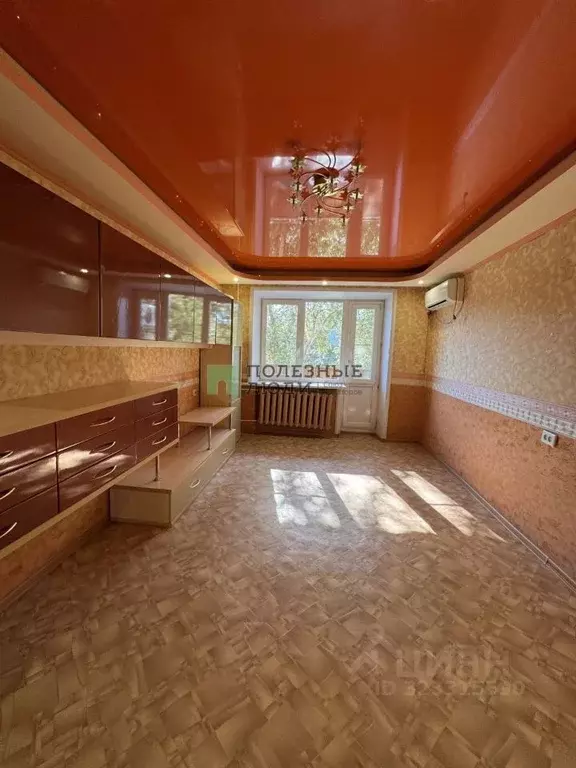 3-к кв. Астраханская область, Астрахань ул. Космонавтов, 16 (67.0 м) - Фото 0