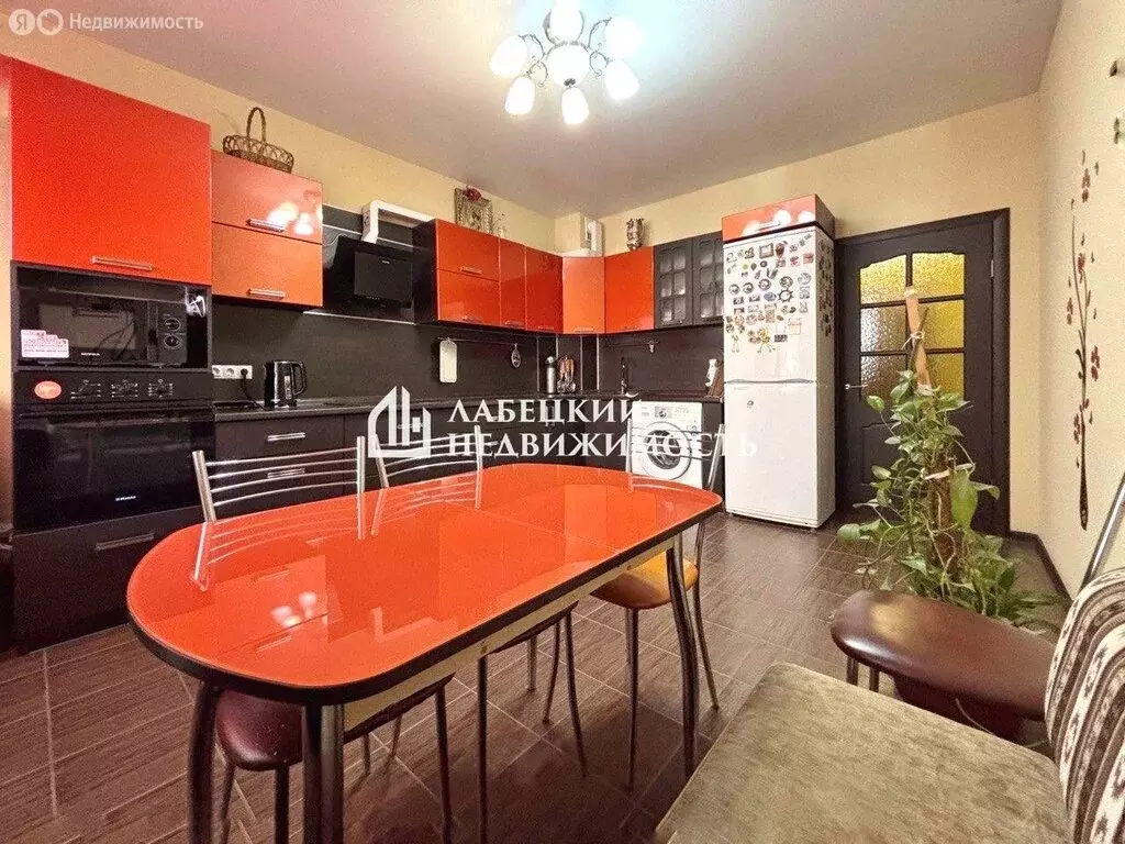 3-комнатная квартира: Тверь, улица Склизкова, 116к4 (71.1 м) - Фото 1