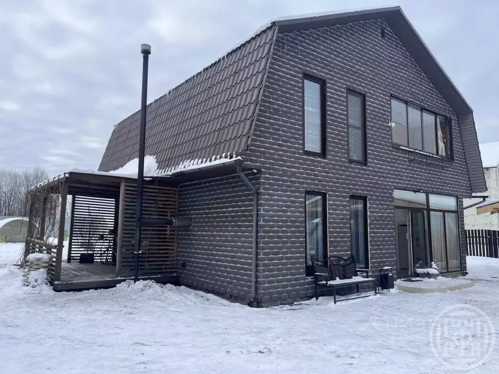 Коттедж в Ленинградская область, Лужский район, Заклинское с/пос, д. ... - Фото 1