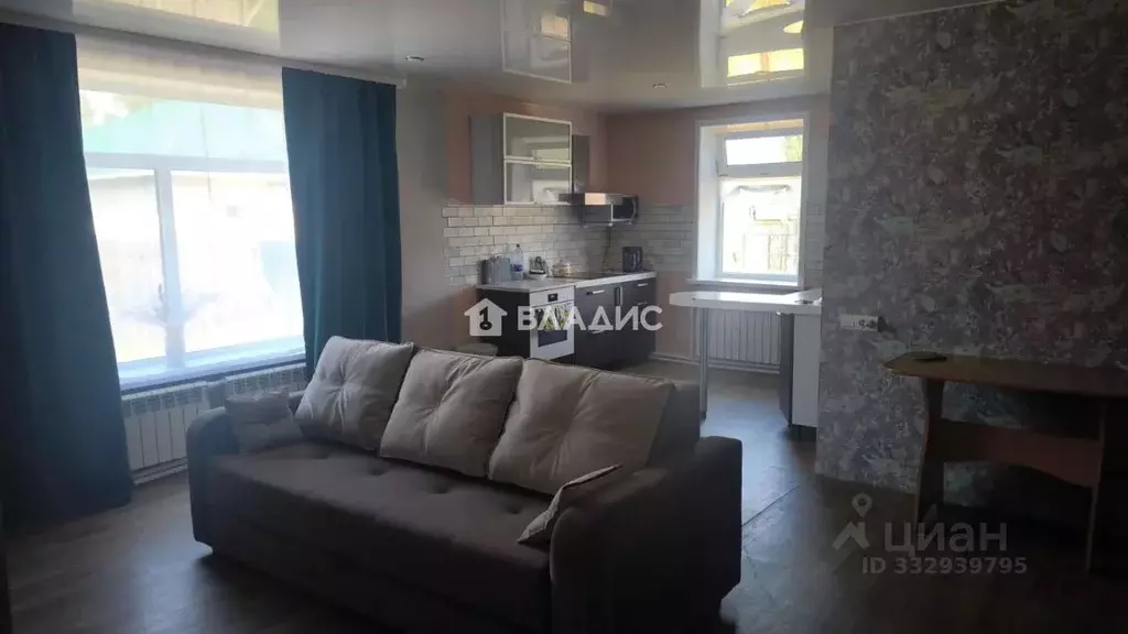 Дом в Бурятия, Улан-Удэ ул. Лирическая, 25 (167 м) - Фото 2