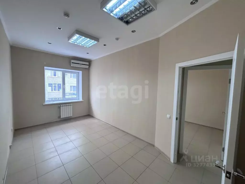 Офис в Ставропольский край, Ставрополь ул. 50 лет ВЛКСМ, 93 (45 м) - Фото 2