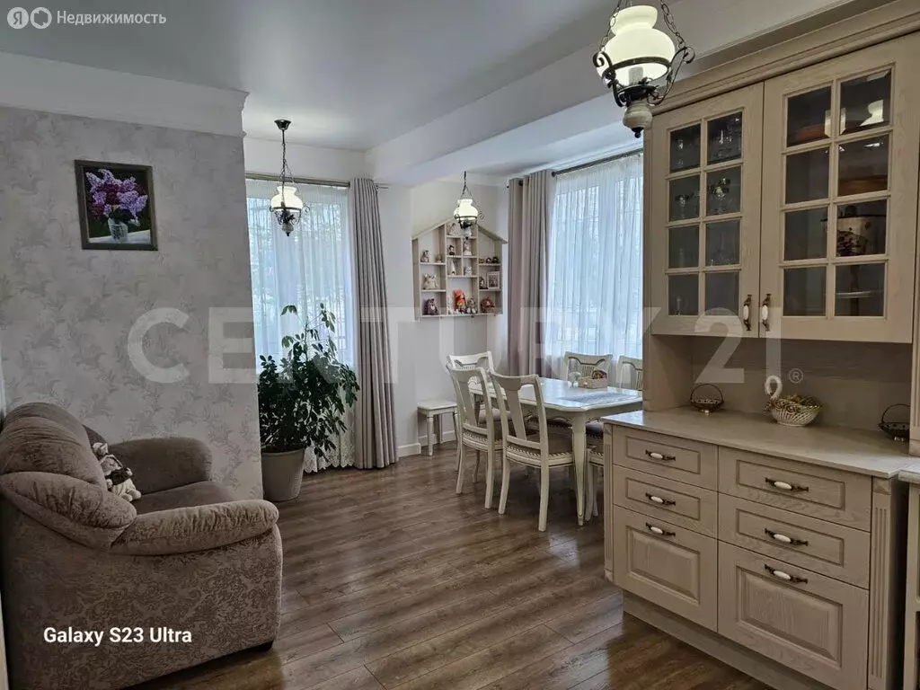 4-комнатная квартира: Севастополь, улица Тараса Шевченко, 20 (150 м) - Фото 0
