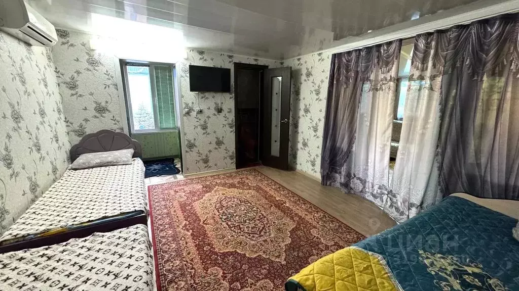 Комната Оренбургская область, Соль-Илецк Овражная ул., 33 - Фото 0