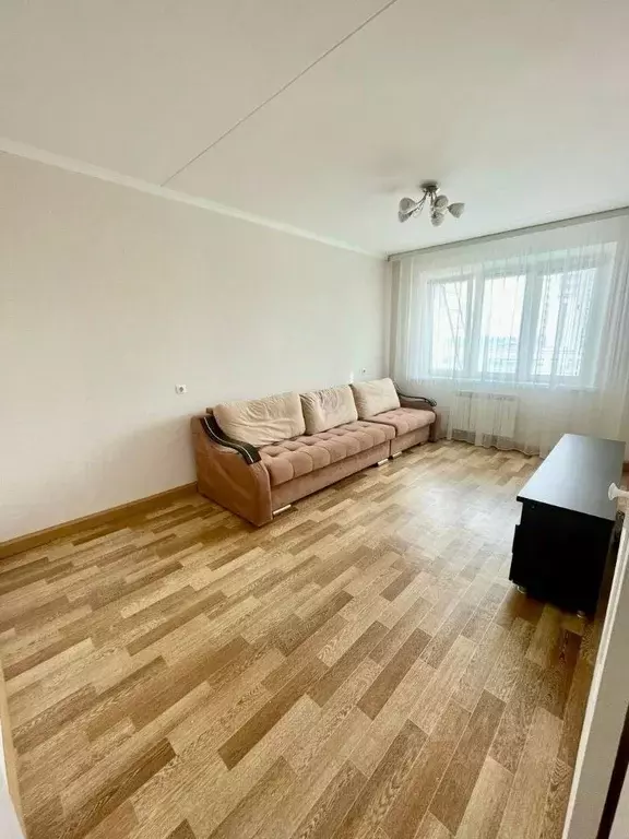 1-к кв. Татарстан, Набережные Челны ул. Гостева, 57 (35.0 м) - Фото 0