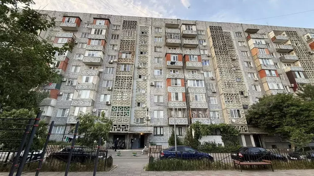 2-к. квартира, 55 м, 8/9 эт. - Фото 1