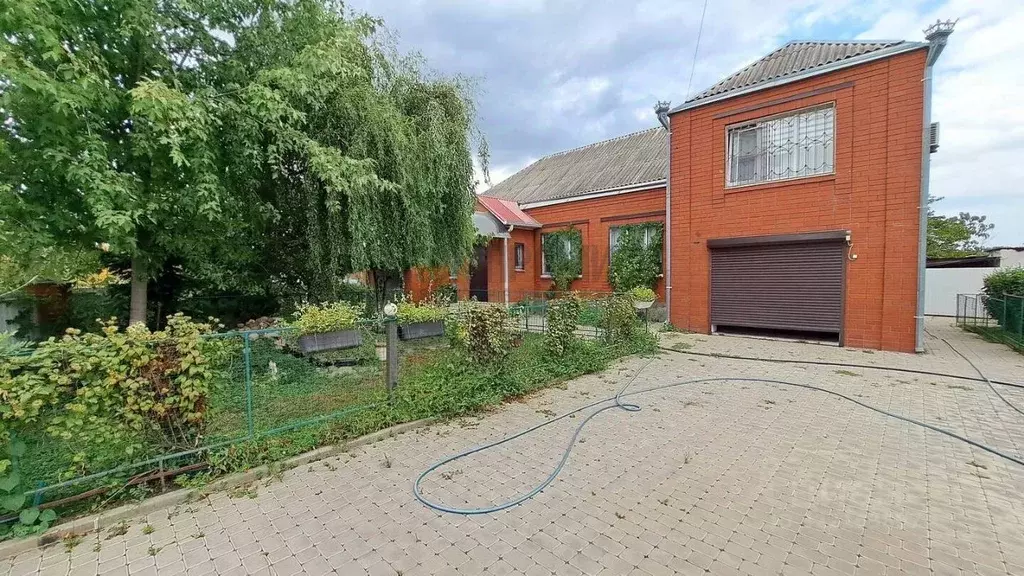 Дом в Краснодарский край, Северский район, Ильское городское ... - Фото 1
