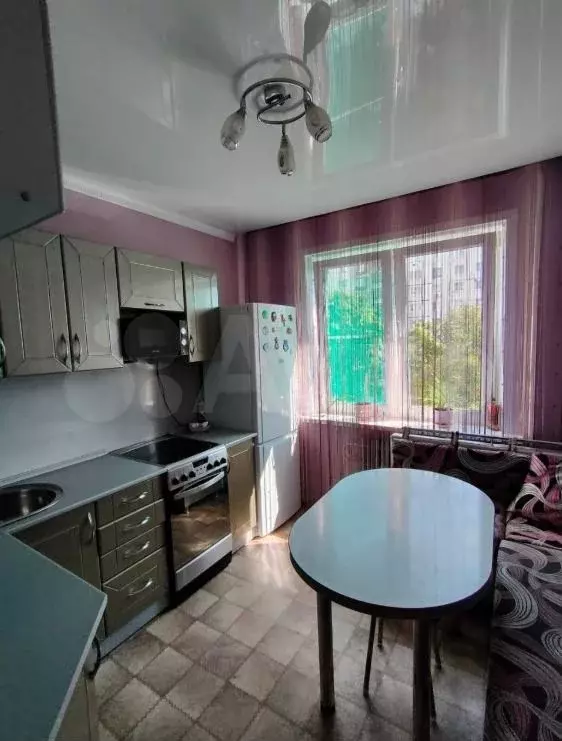 2-к. квартира, 52 м, 4/9 эт. - Фото 1
