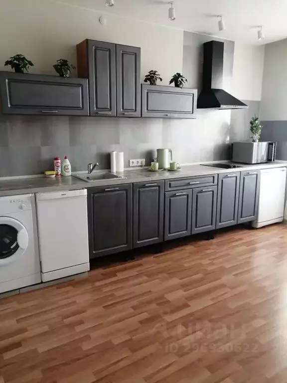 1-к кв. Свердловская область, Екатеринбург ул. Кузнецова, 21 (45.0 м) - Фото 2