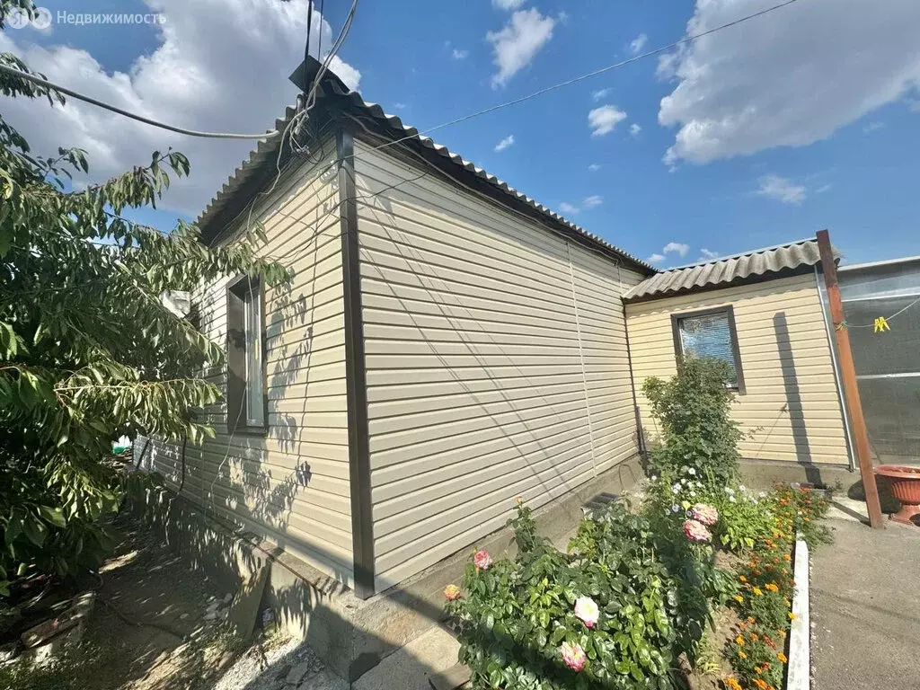 Дом в Новошахтинск, Смоленская улица, 6 (60 м) - Фото 0