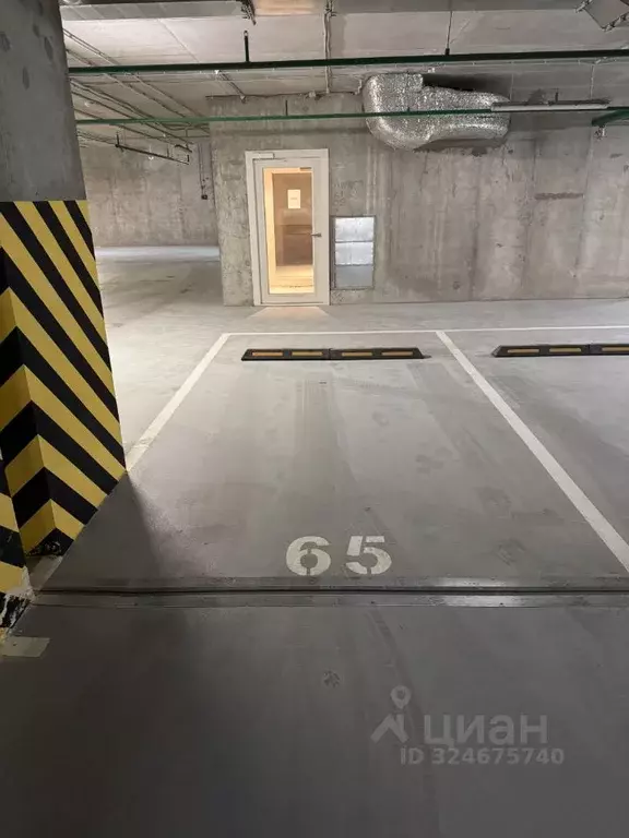 Гараж в Санкт-Петербург Петровский просп., 9к2 (14 м) - Фото 1