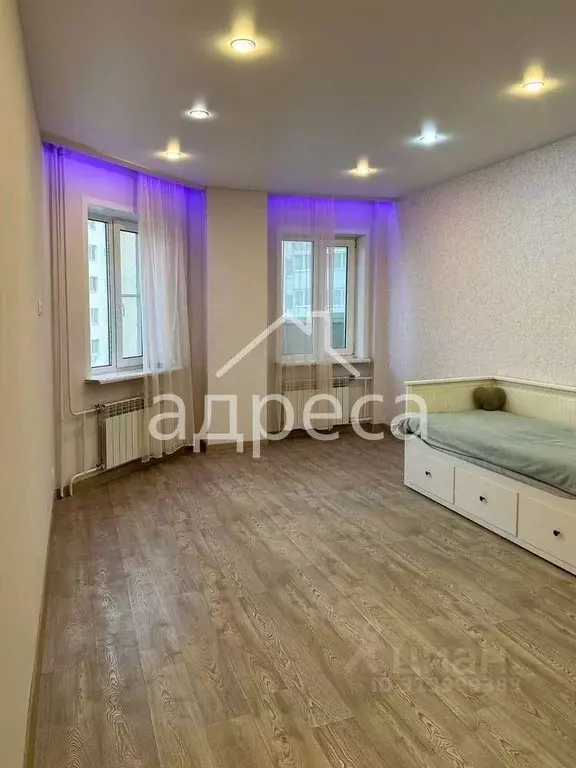 2-к кв. Самарская область, Самара Московское ш., 45 (74.7 м) - Фото 0