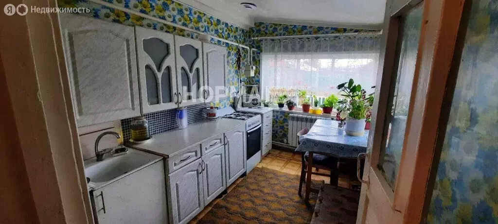 Дом в Октябрьский, посёлок Московка, Центральная улица, 11 (40 м) - Фото 1