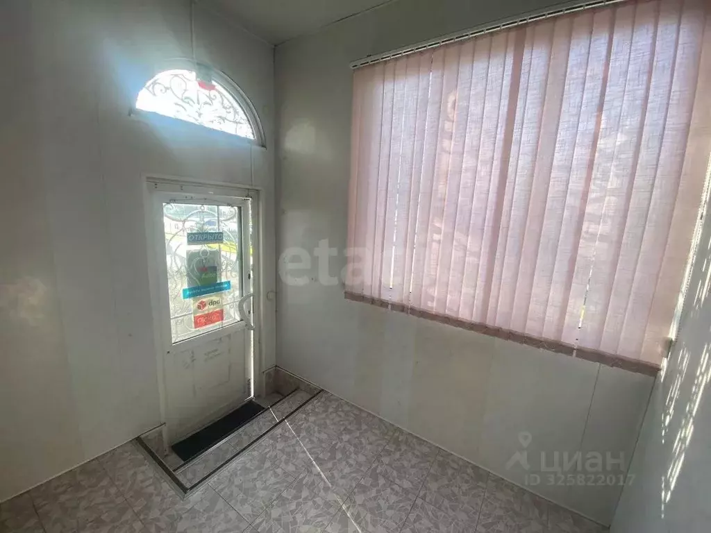 Помещение свободного назначения в Адыгея, Майкоп Краснооктябрьская ... - Фото 1