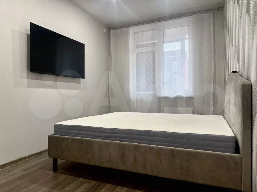 1-к. квартира, 43 м, 5/7 эт. - Фото 1
