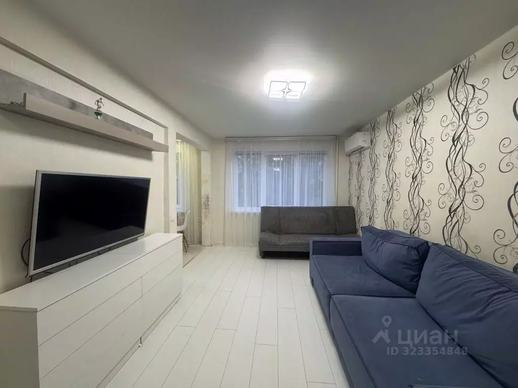 1-к кв. Волгоградская область, Волгоград ул. Академика Богомольца, 3 ... - Фото 1