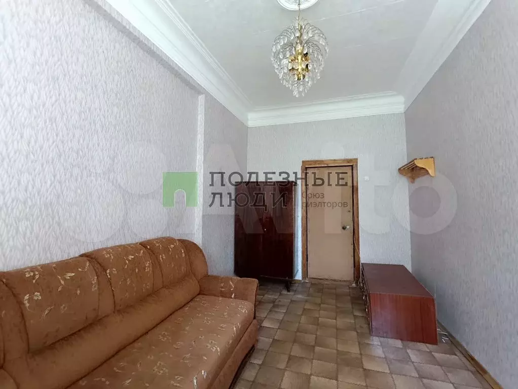 Комната 24 м в 2-к., 1/2 эт. - Фото 1