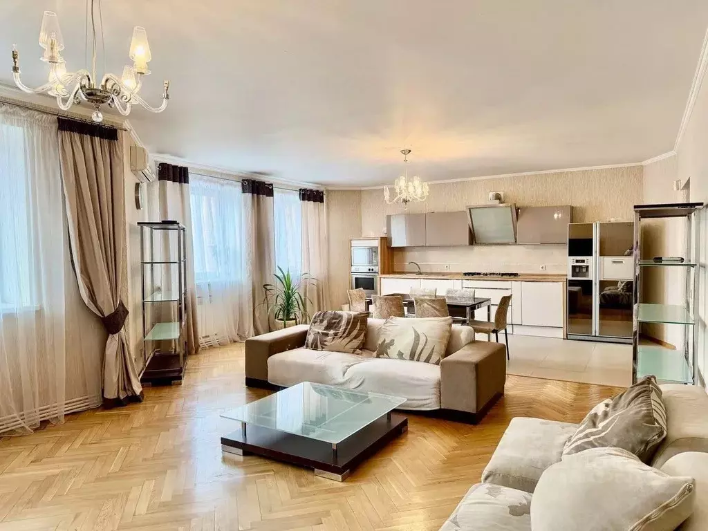 4-к кв. Оренбургская область, Оренбург ул. 8 Марта, 8 (138.0 м) - Фото 1