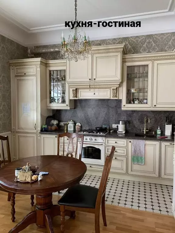 3-к. квартира, 120 м, 4/4 эт. - Фото 0