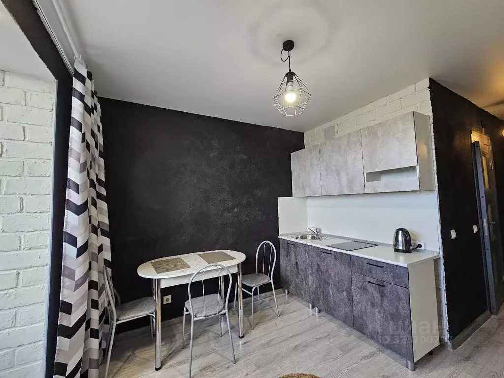 Студия Тюменская область, Тюмень Интернациональная ул., 203к2 (22.0 м) - Фото 1