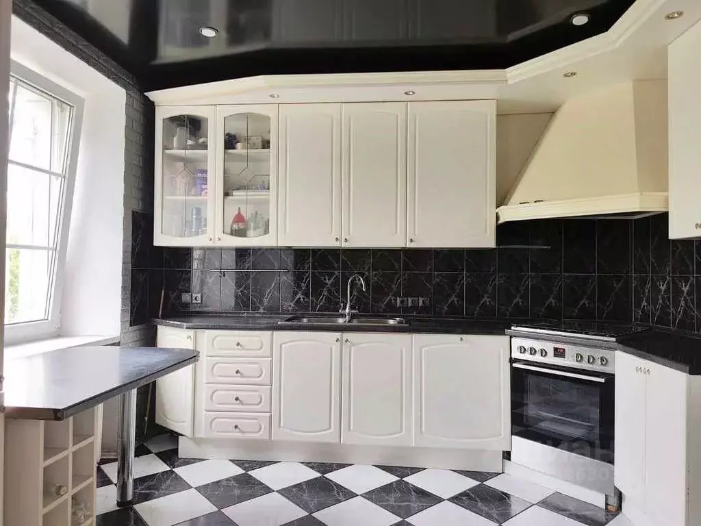 5-к кв. Челябинская область, Магнитогорск Уральская ул., 55 (188.0 м) - Фото 2