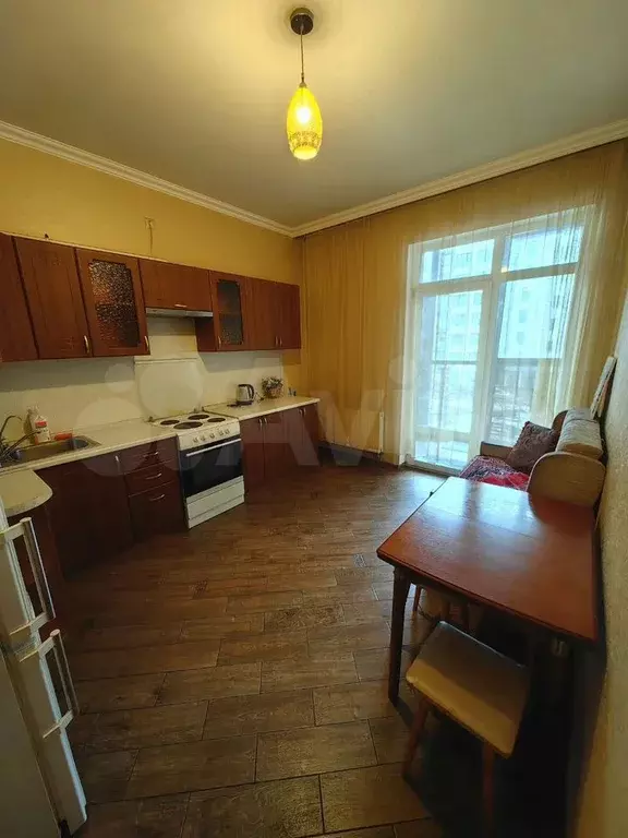 2-к. квартира, 60 м, 3/9 эт. - Фото 1