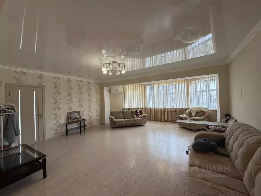 2-к кв. Краснодарский край, Анапа Владимирская ул., 142 (114.4 м) - Фото 1