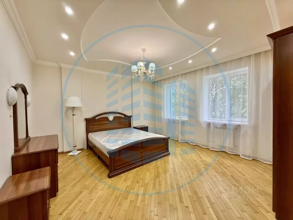 5-к кв. Ставропольский край, Ессентуки ул. Семашко, 9А (176.8 м) - Фото 0