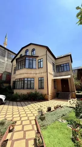 Дом 360 м на участке 5,5 сот. - Фото 0