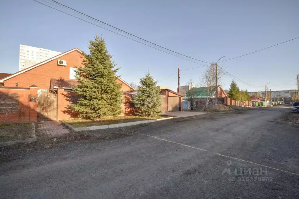 Дом в Оренбургская область, Оренбург Южный мкр, ул. Томская (180 м) - Фото 0