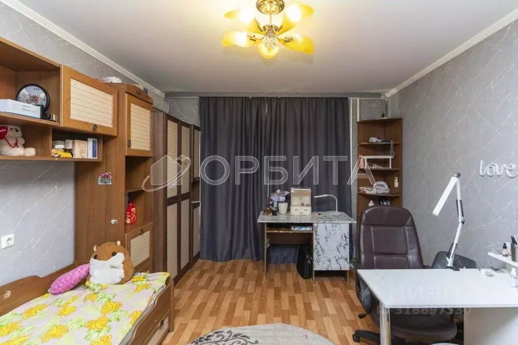 2-к кв. Тюменская область, Тюмень Широтная ул., 126 (64.3 м) - Фото 0