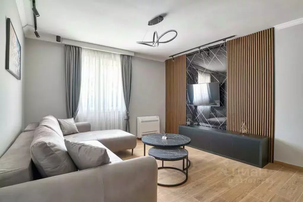 3-к кв. Липецкая область, Липецк ул. И.В. Свиридова, 22к3 (60.0 м) - Фото 0