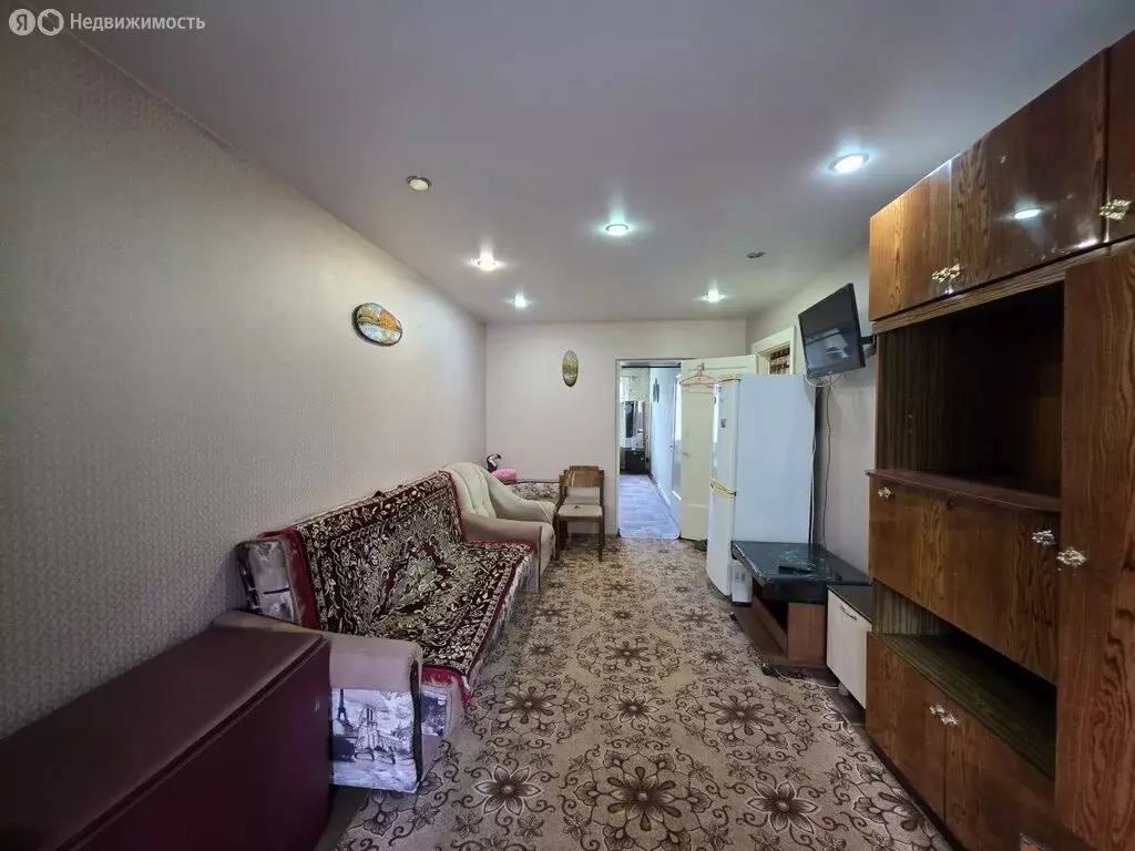 2-комнатная квартира: Чебаркуль, улица Каширина, 28 (43.1 м) - Фото 1