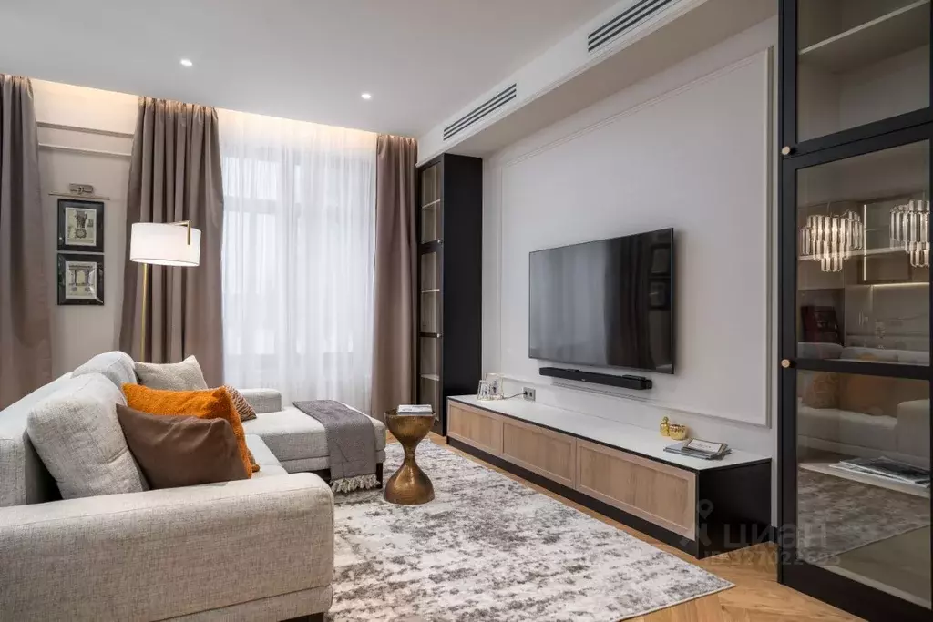 4-к кв. Санкт-Петербург Петровский просп., 11к2 (121.6 м) - Фото 1