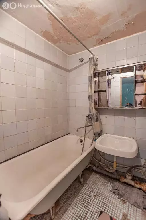 1-комнатная квартира: Владивосток, улица Карбышева, 54 (30 м) - Фото 0
