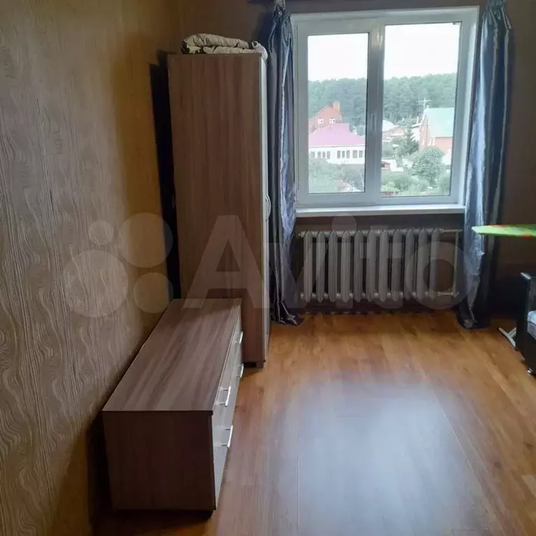 Комната 12,4 м в 3-к., 5/5 эт. - Фото 1