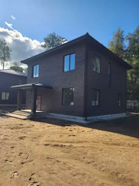 Дом в Москва № 185 кв-л,  (235 м) - Фото 1