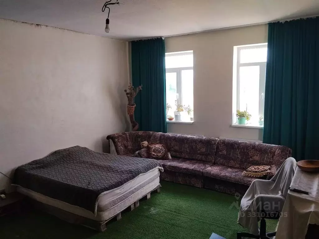 Дом в Крым, Сакский район, с. Суворовское ул. Верхняя, 38 (80 м) - Фото 1