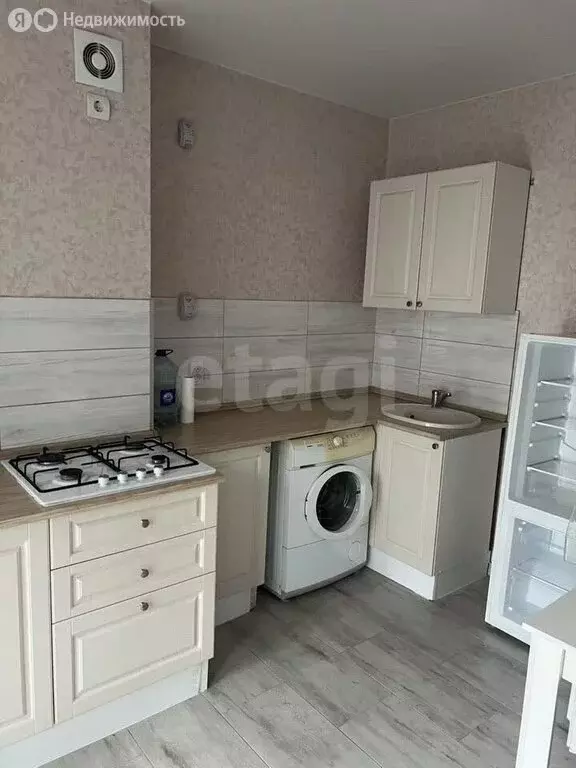 1-комнатная квартира: Калининград, Коммунистическая улица, 24 (26.5 м) - Фото 0