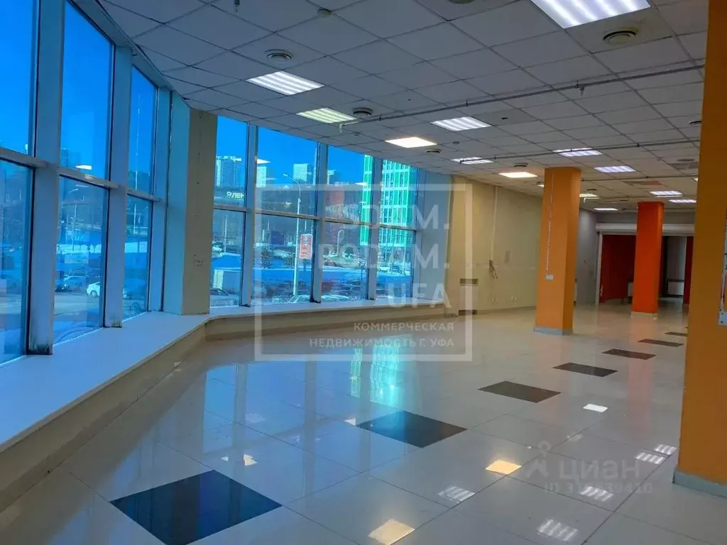 Торговая площадь в Башкортостан, Уфа ул. Юрия Гагарина, 1/3 (180 м) - Фото 1