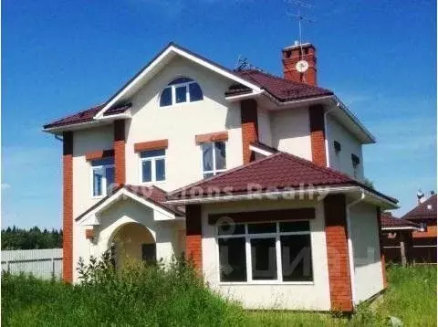Коттедж в Москва д. Уварово, ул. Ирбис (275 м) - Фото 1