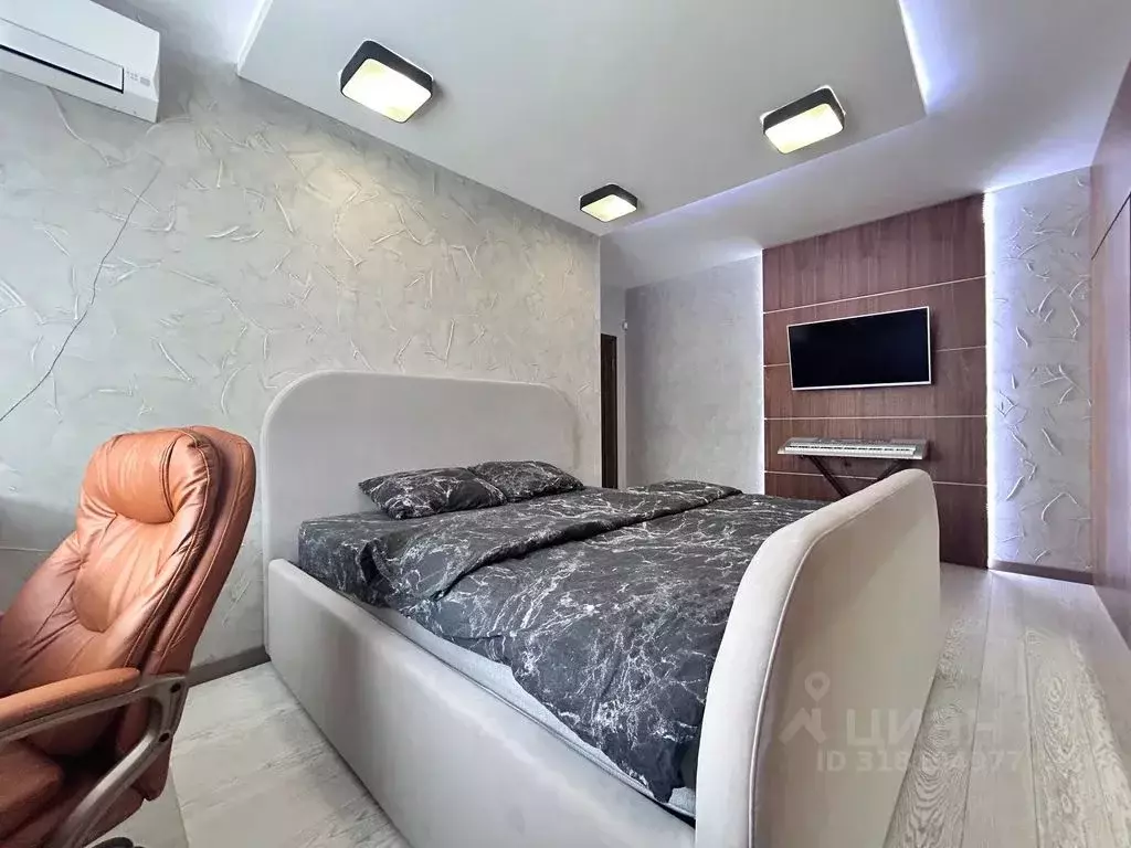 6-к кв. Татарстан, Казань Меридианная ул., 12 (240.0 м) - Фото 1