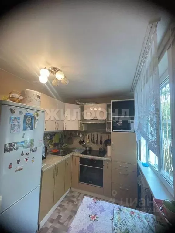 3-к кв. Новосибирская область, Новосибирск Новосибирская ул., 26 (58.0 ... - Фото 1