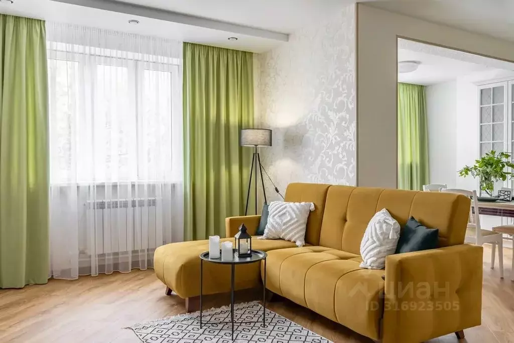 2-к кв. Татарстан, Казань Горки-3 мкр, ул. Дубравная, 36 (65.0 м) - Фото 0